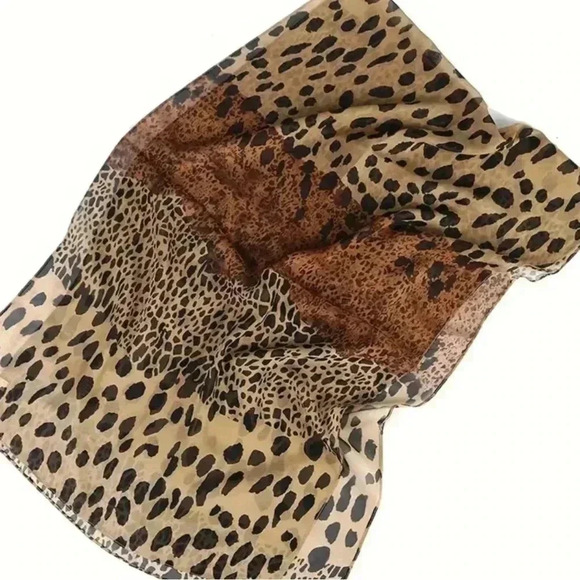 Boho Style Leopard Print Scarf - Picture 2 of 4